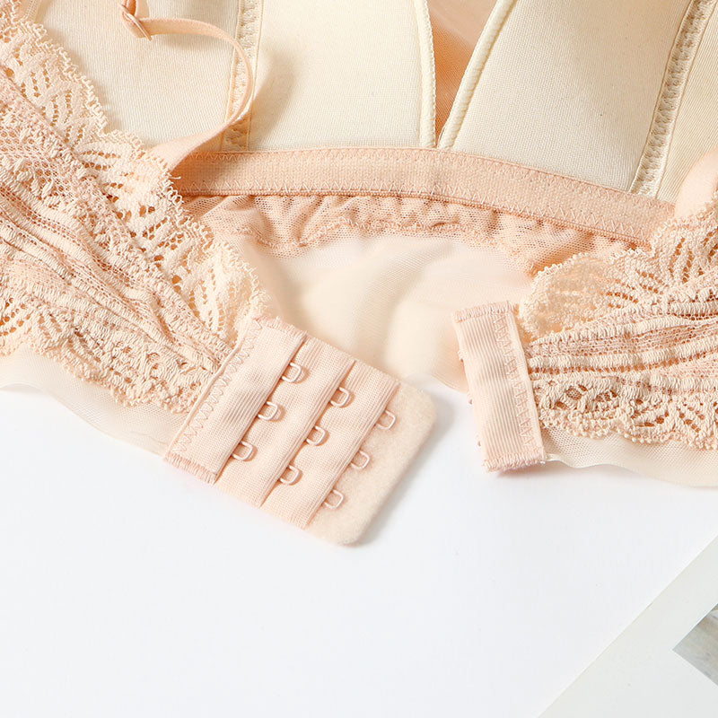 Wireless Sexy Breathable Triangle Lace Mulberry Silk Bras [SKBR0004]