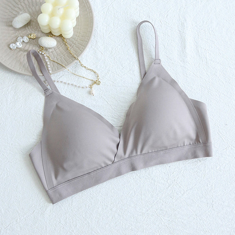 Wireless Romantic Seamless Triangle Mulberry Silk Bras [SKBR0068]