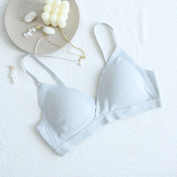 Wireless Romantic Seamless Triangle Mulberry Silk Bras [SKBR0068]